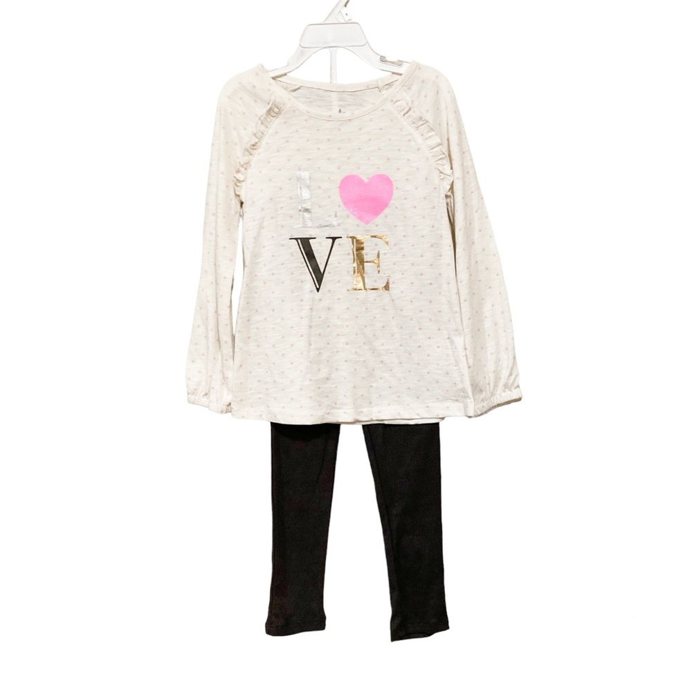 NWOT Kids Headquarters outfit